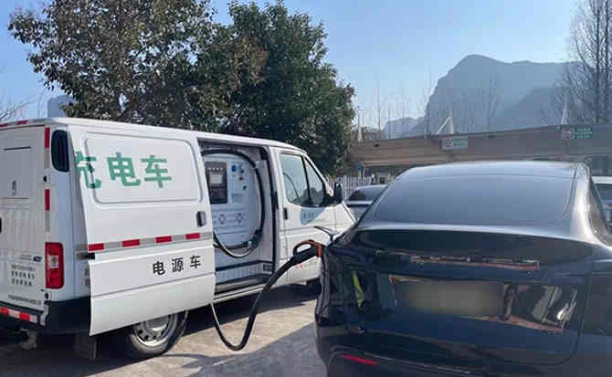 樊城区汽车搭电