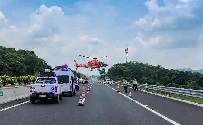 樊城区高速公路汽车救援案例